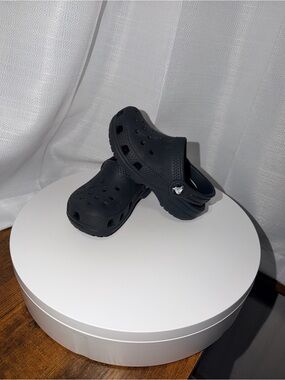 CROCS Kids Black Classic Clogs with Heel Strap